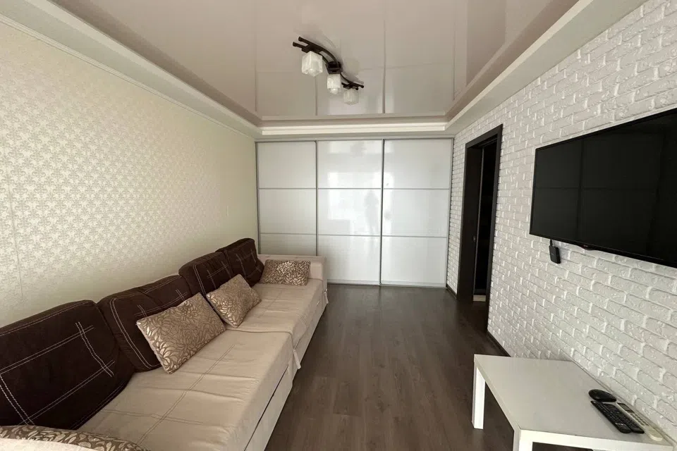 Сдаётся 2-комнатная квартира, 54 м²