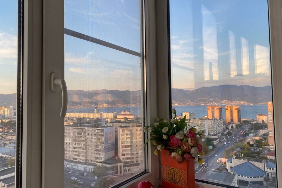 Сдаётся 2-комнатная квартира, 57 м²