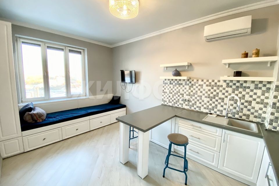 Сдаётся 1-комнатная квартира, 50 м²