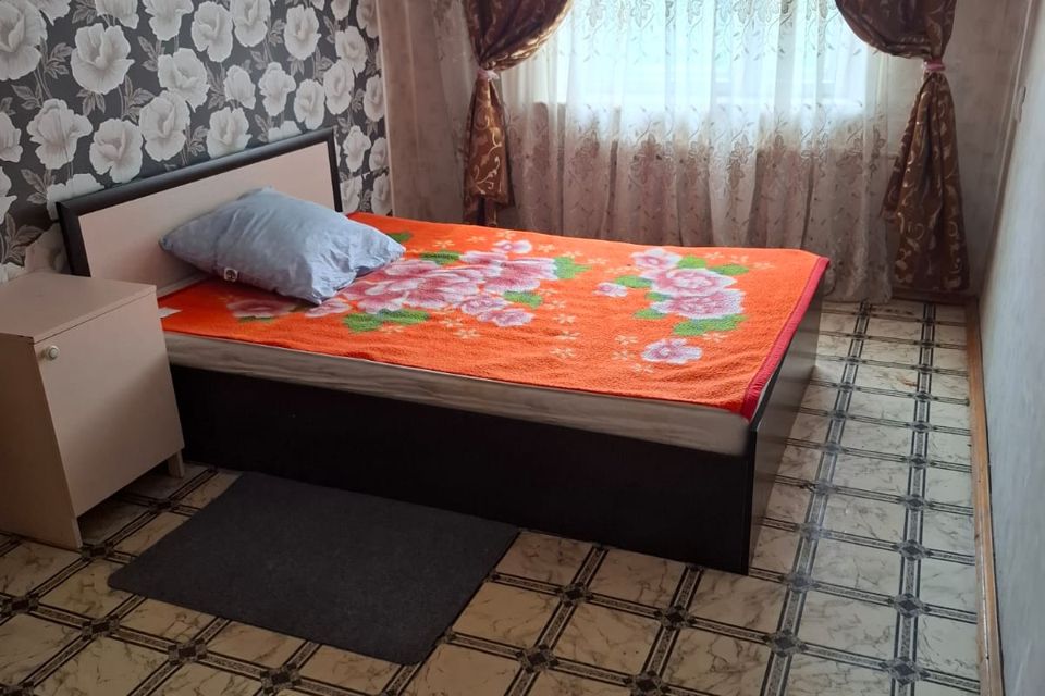 Сдаётся 2-комнатная квартира, 50 м²