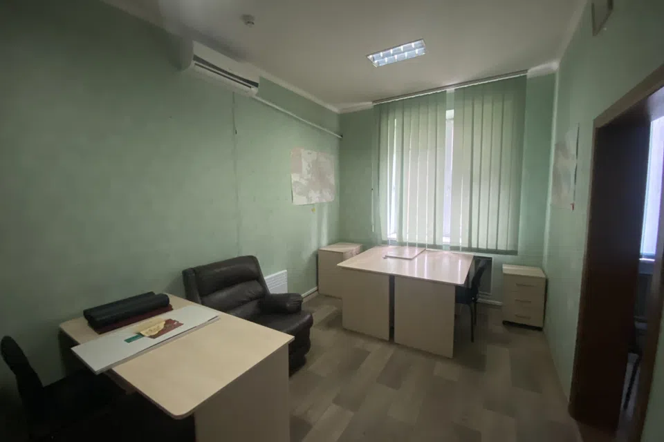 Сдаётся офис, 183.5 м²