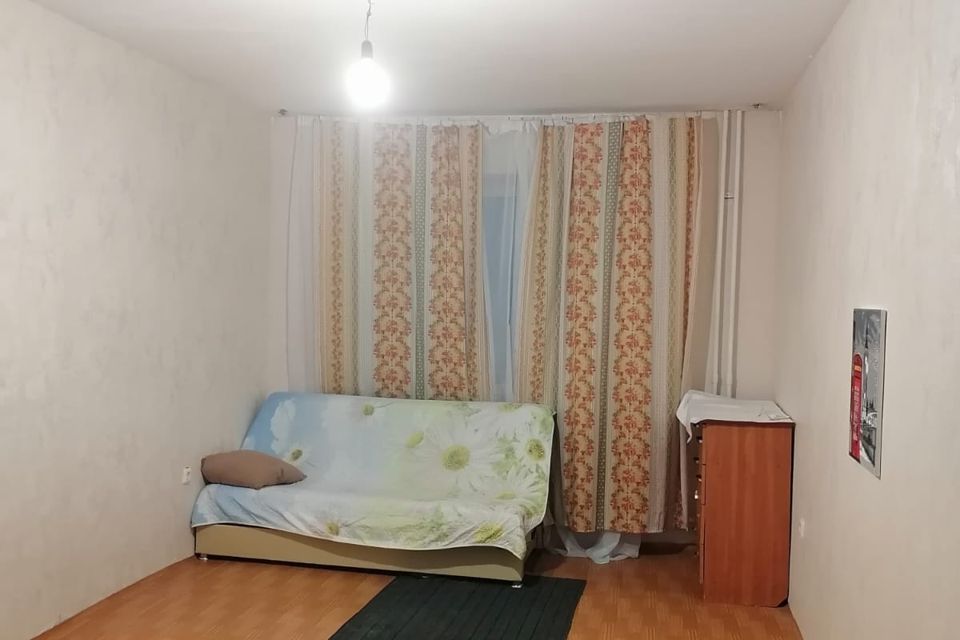 Сдаётся 1-комнатная квартира, 42 м²