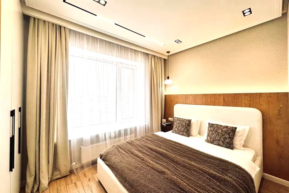 Сдаётся 2-комнатная квартира, 75.5 м²