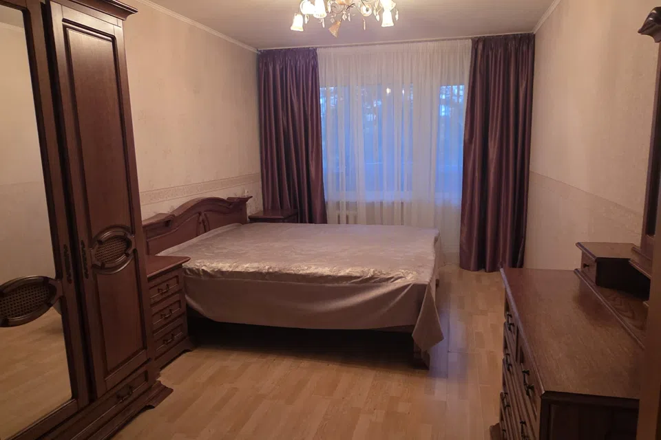 Сдаётся 4-комнатная квартира, 88 м²
