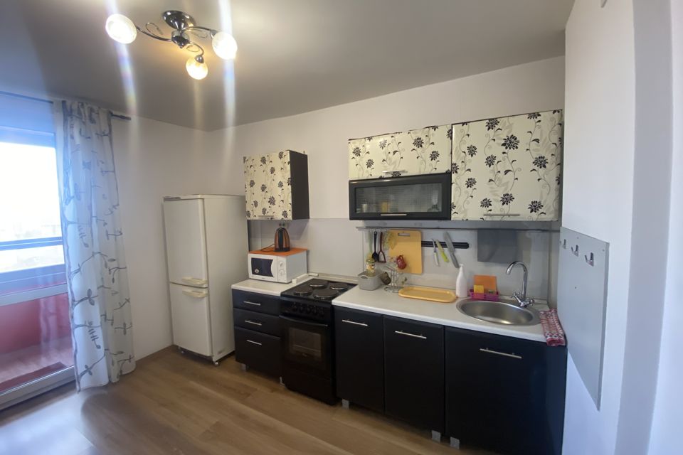 Сдаётся 1-комнатная квартира, 43 м²