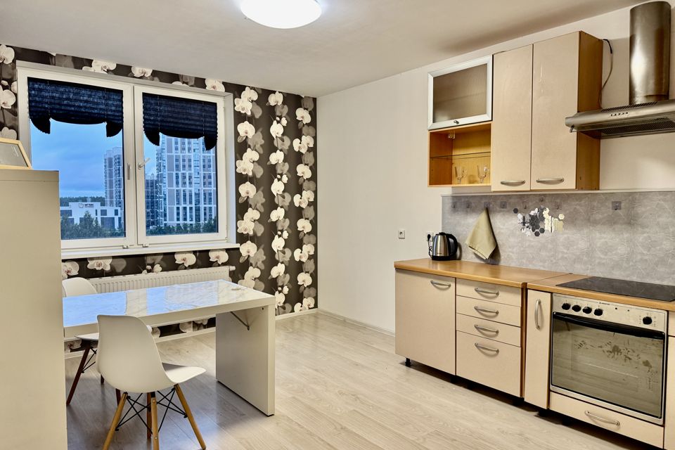 Сдаётся 2-комнатная квартира, 56 м²
