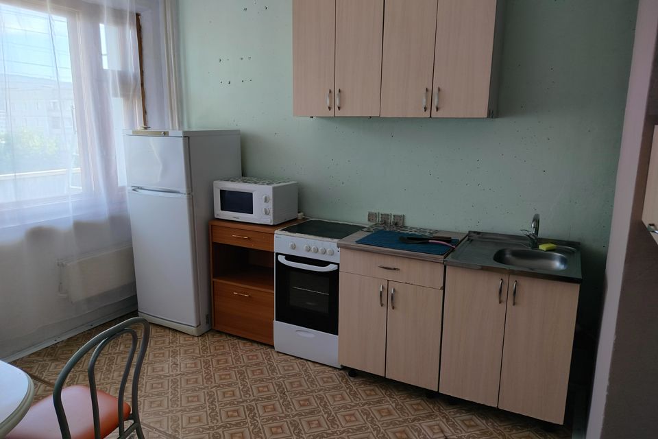 Сдаётся 1-комнатная квартира, 49 м²