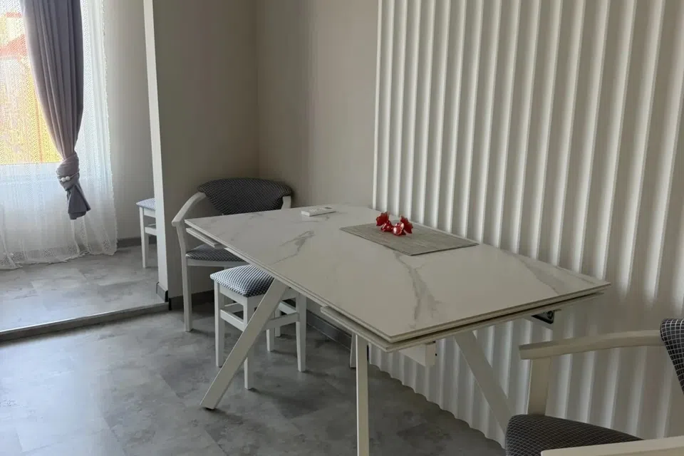 Сдаётся 2-комнатная квартира, 53 м²