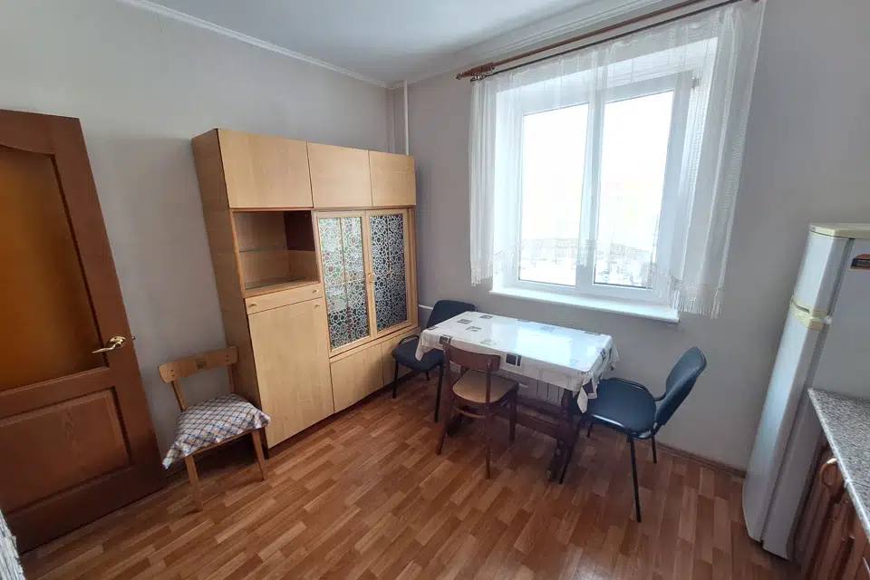Сдаётся 1-комнатная квартира, 38 м²