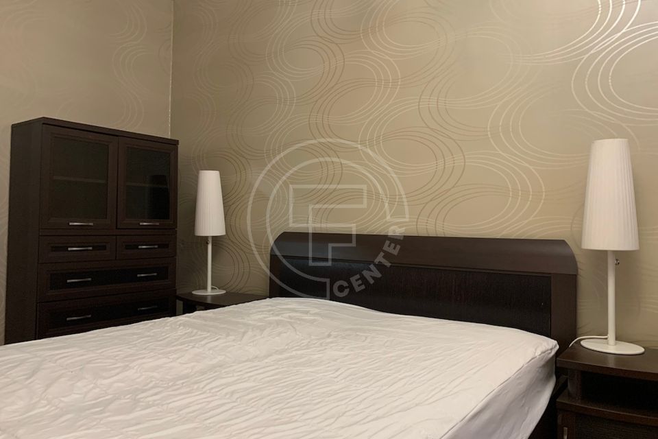 Сдаётся 1-комнатная квартира, 49 м²