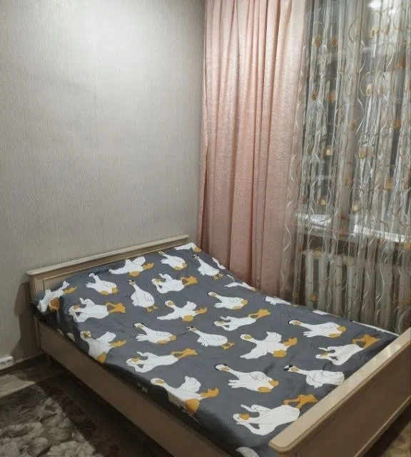 Сдаётся 4-комнатная квартира, 72 м²
