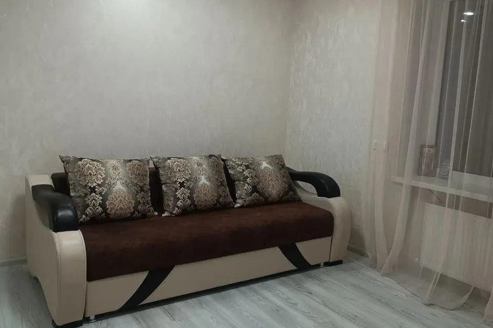 Сдаётся 1-комнатная квартира, 40 м²