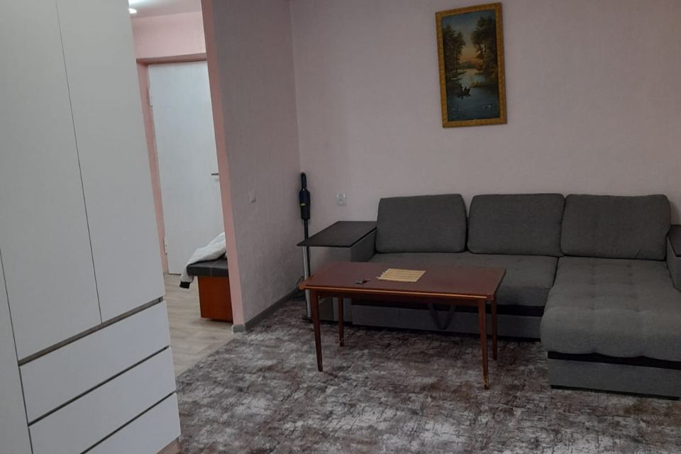 Сдаётся 1-комнатная квартира, 50 м²