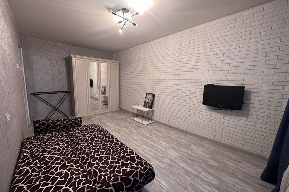 Сдаётся 1-комнатная квартира, 50 м²