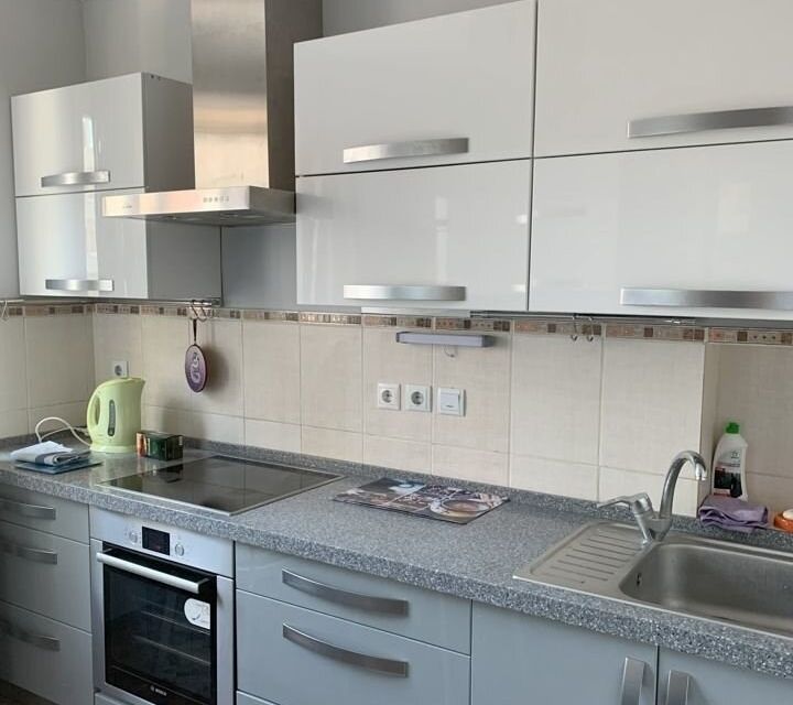 Сдаётся 2-комнатная квартира, 49.6 м²