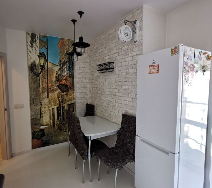 Сдаётся 2-комнатная квартира, 58 м²