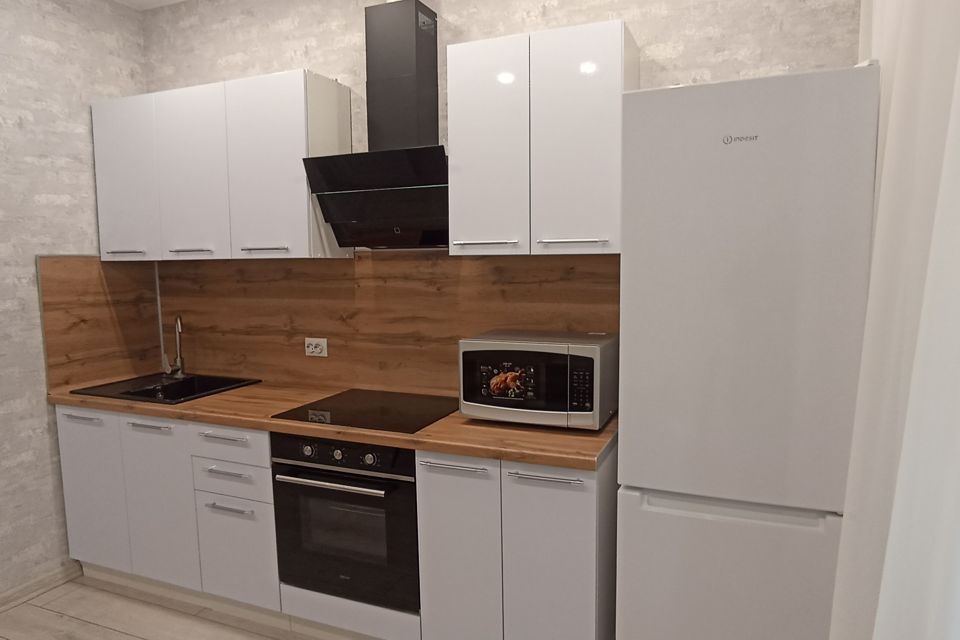 Сдаётся 1-комнатная квартира, 38 м²