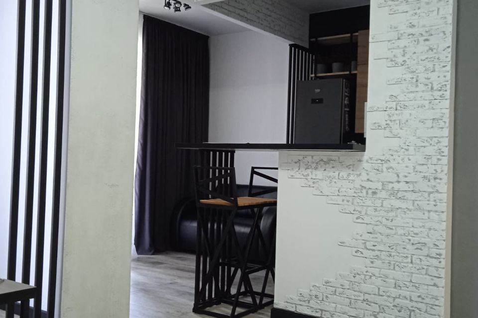 Сдаётся 1-комнатная квартира, 46 м²