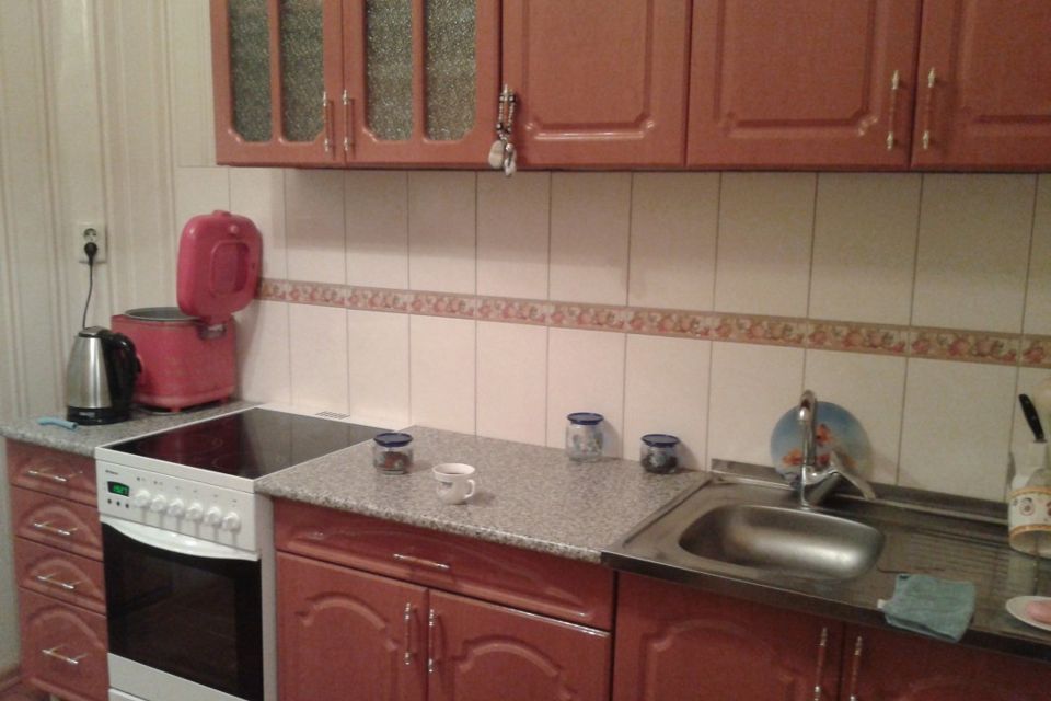 Сдаётся 1-комнатная квартира, 40 м²