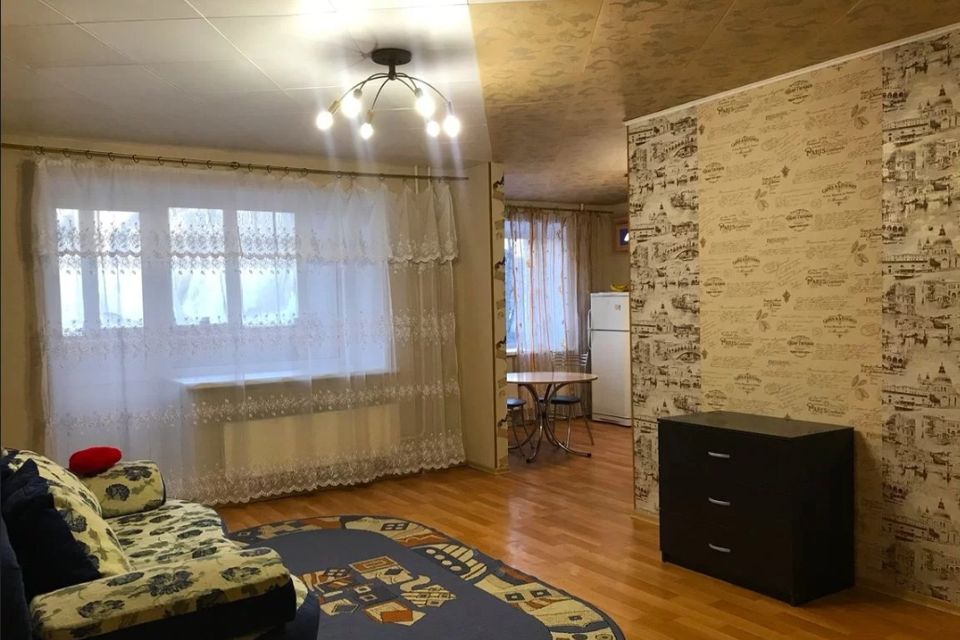 Сдаётся 1-комнатная квартира, 32 м²