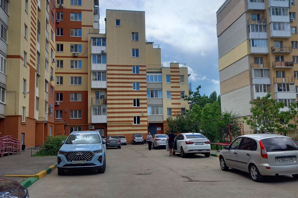 Сдаётся 2-комнатная квартира, 52 м²