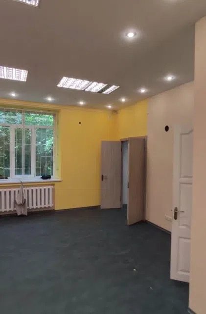 Сдаётся торговое помещение, 75 м²