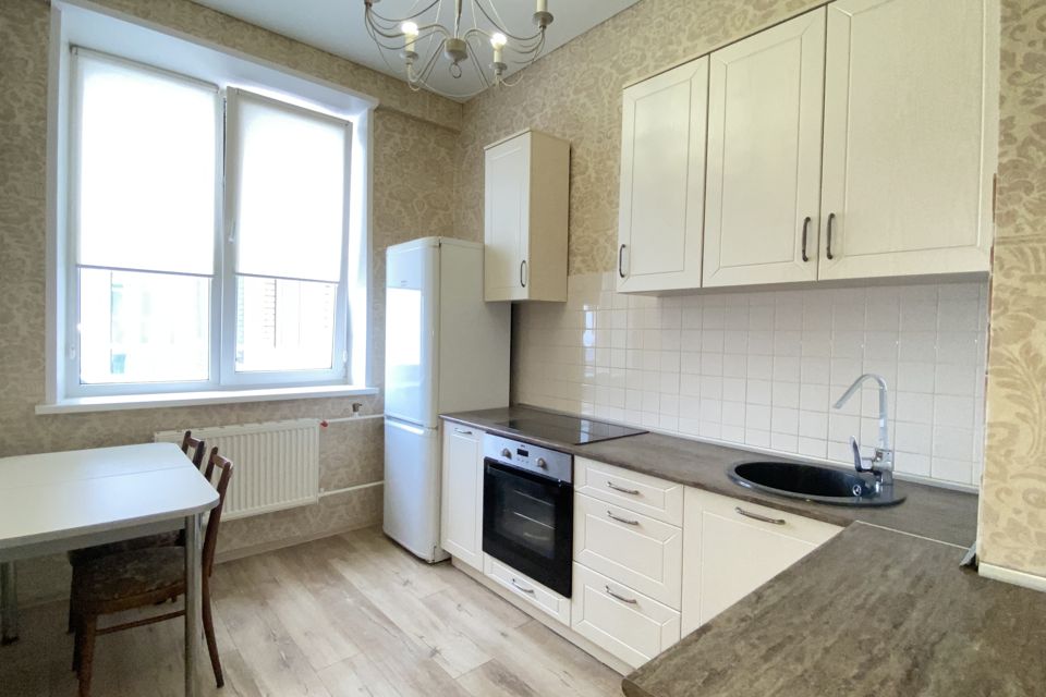 Сдаётся 2-комнатная квартира, 42 м²