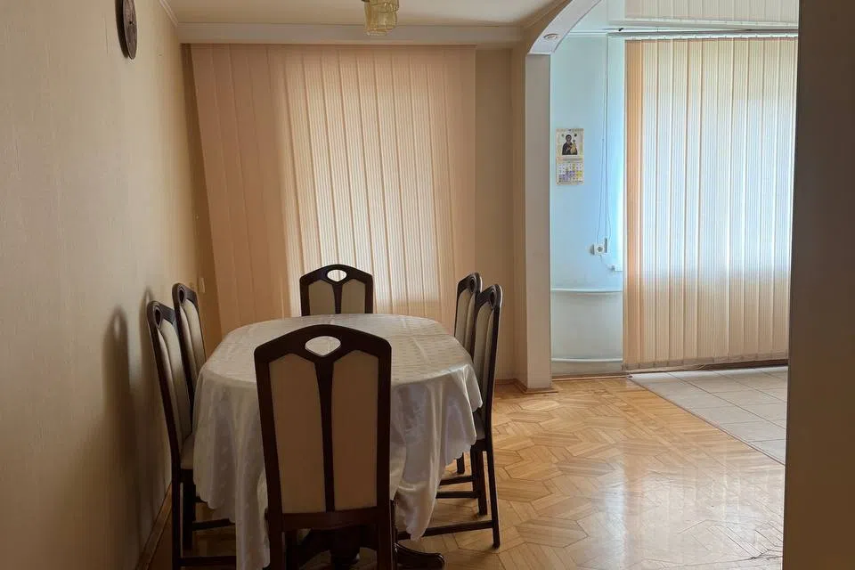 Сдаётся 3-комнатная квартира, 70 м²