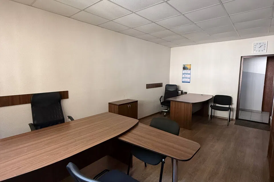 Сдаётся офис, 650 м²