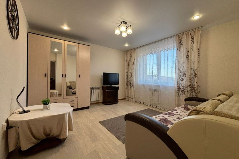 Сдаётся 2-комнатная квартира, 53 м²