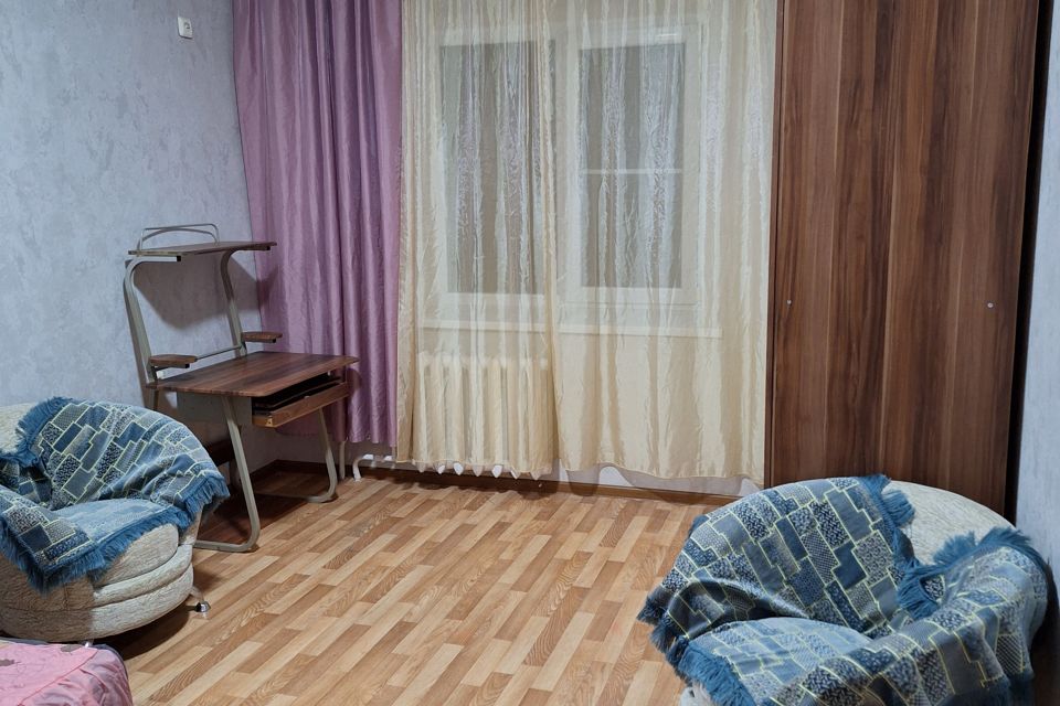 Сдаётся 1-комнатная квартира, 38 м²