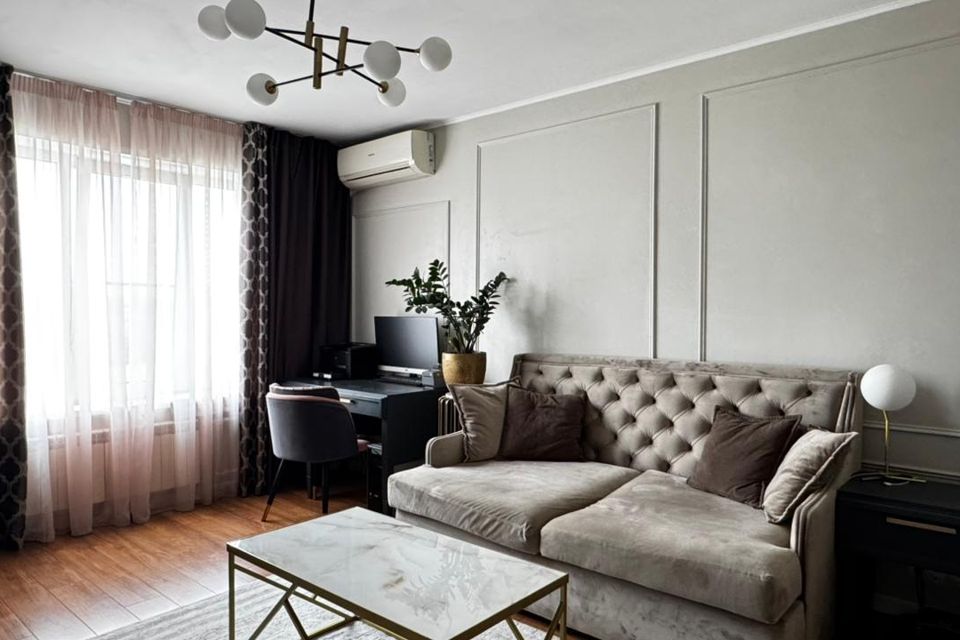 Сдаётся 1-комнатная квартира, 35 м²