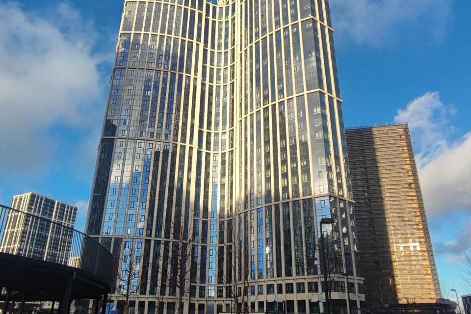 Сдаётся 2-комнатная квартира, 76 м²