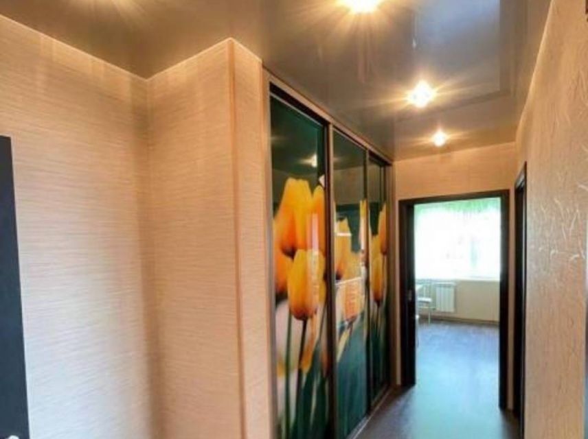 Сдаётся 2-комнатная квартира, 56 м²