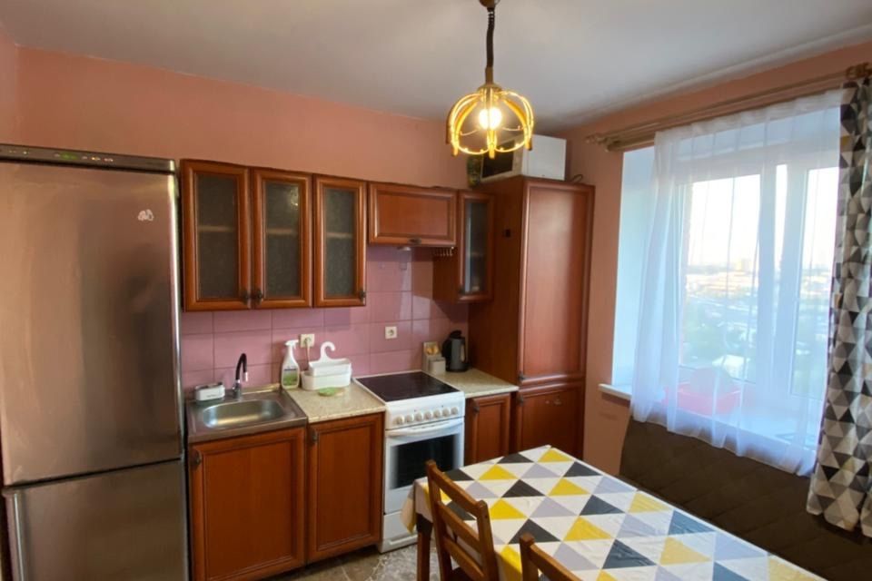 Сдаётся 2-комнатная квартира, 54 м²