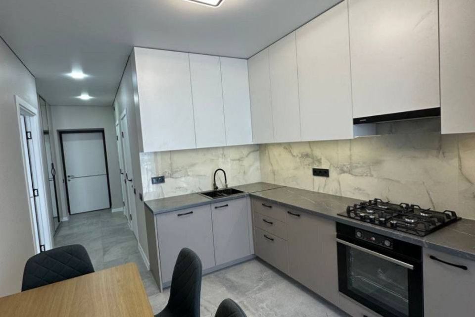 Сдаётся 1-комнатная квартира, 38 м²