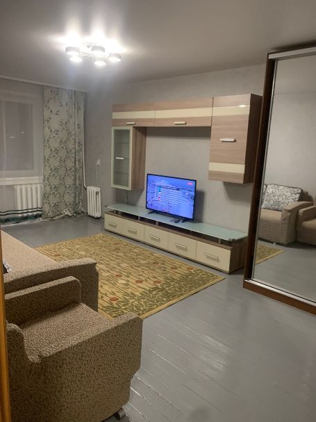 Сдаётся 2-комнатная квартира, 56 м²