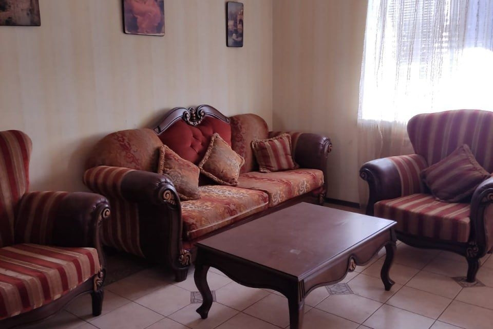 Сдаётся 2-комнатная квартира, 65 м²