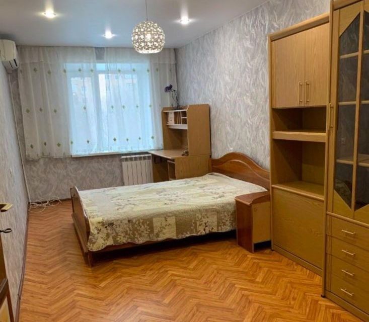 Сдаётся 2-комнатная квартира, 55 м²