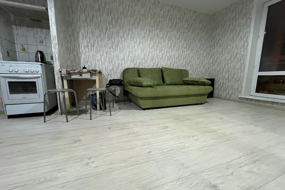 Сдаётся 1-комнатная квартира, 38 м²