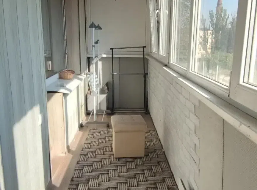 Сдаётся 3-комнатная квартира, 53.7 м²