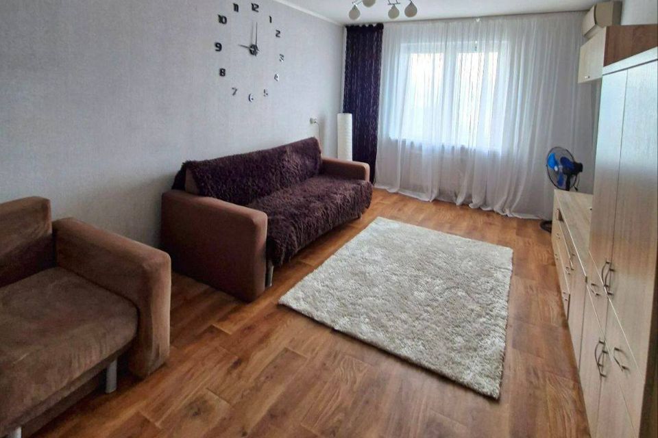 Сдаётся 1-комнатная квартира, 37 м²