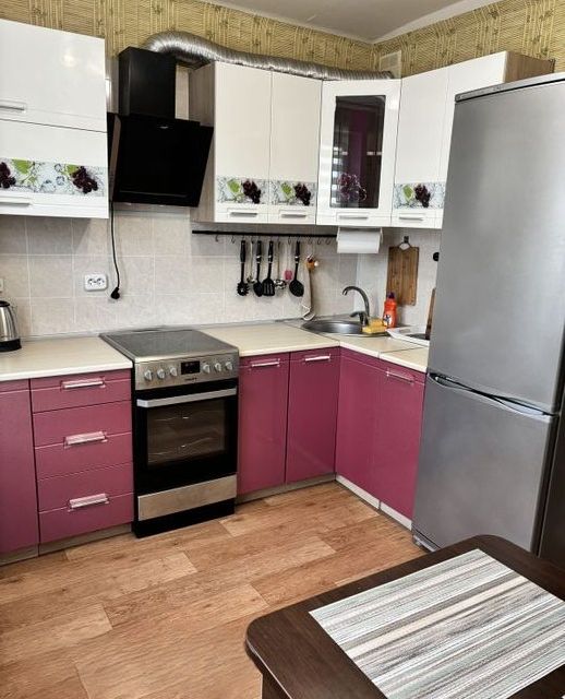 Сдаётся 2-комнатная квартира, 57 м²