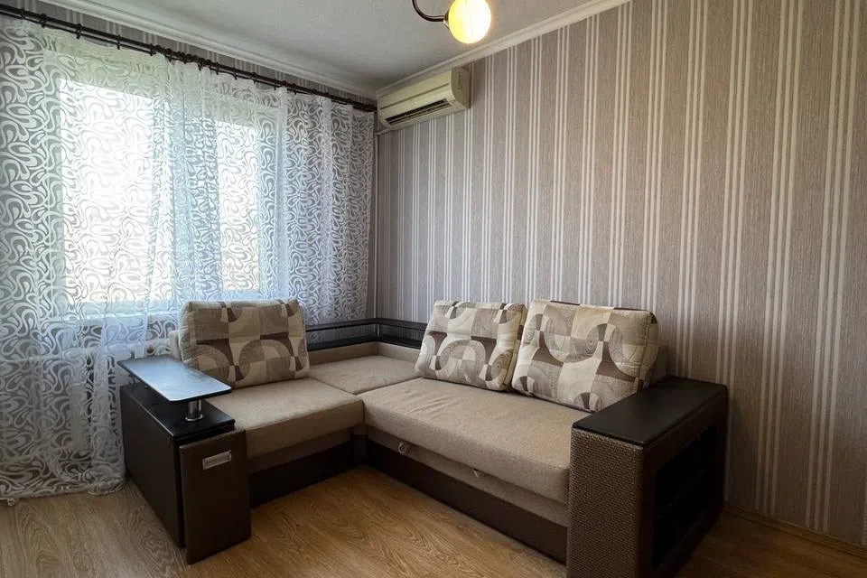 Сдаётся 2-комнатная квартира, 54 м²