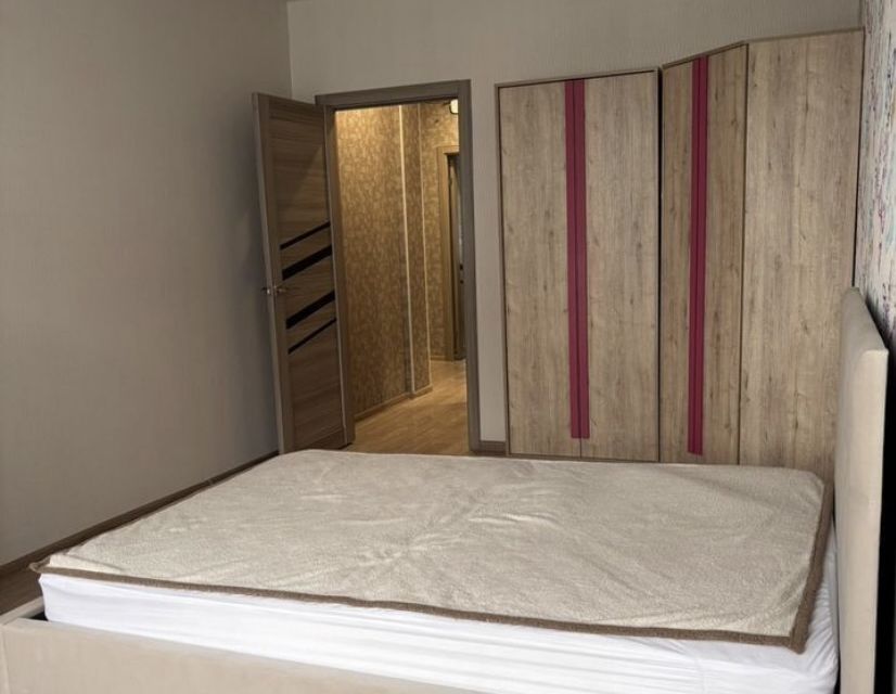 Сдаётся 2-комнатная квартира, 57 м²