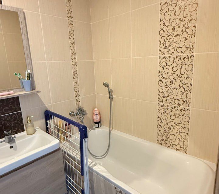 Сдаётся 1-комнатная квартира, 37 м²