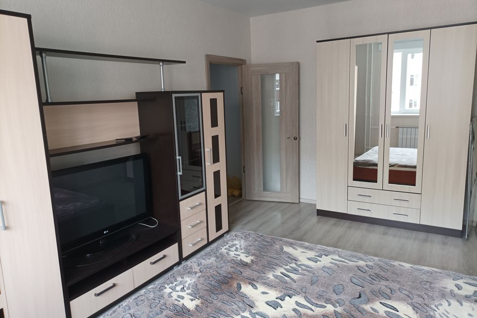 Сдаётся 2-комнатная квартира, 60 м²