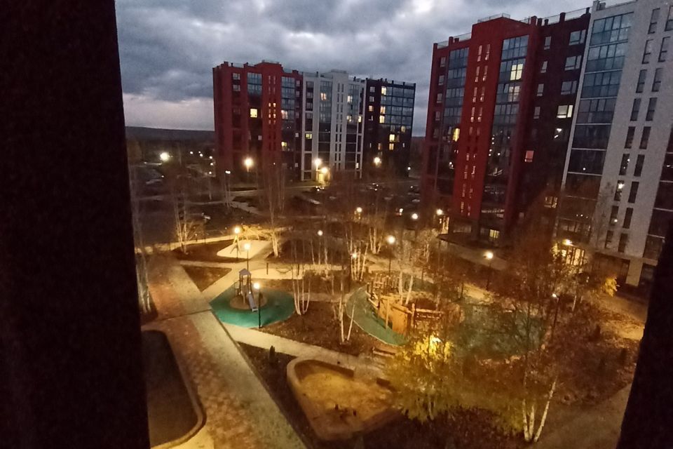 Сдаётся 4-комнатная квартира, 85 м²