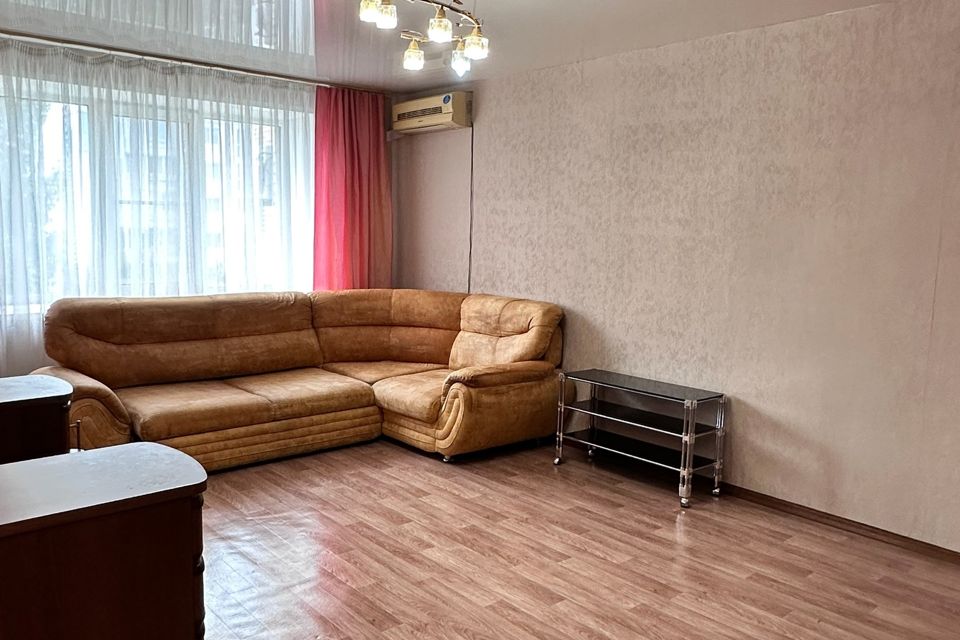 Сдаётся 1-комнатная квартира, 37 м²