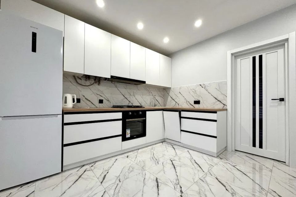 Сдаётся 1-комнатная квартира, 50 м²